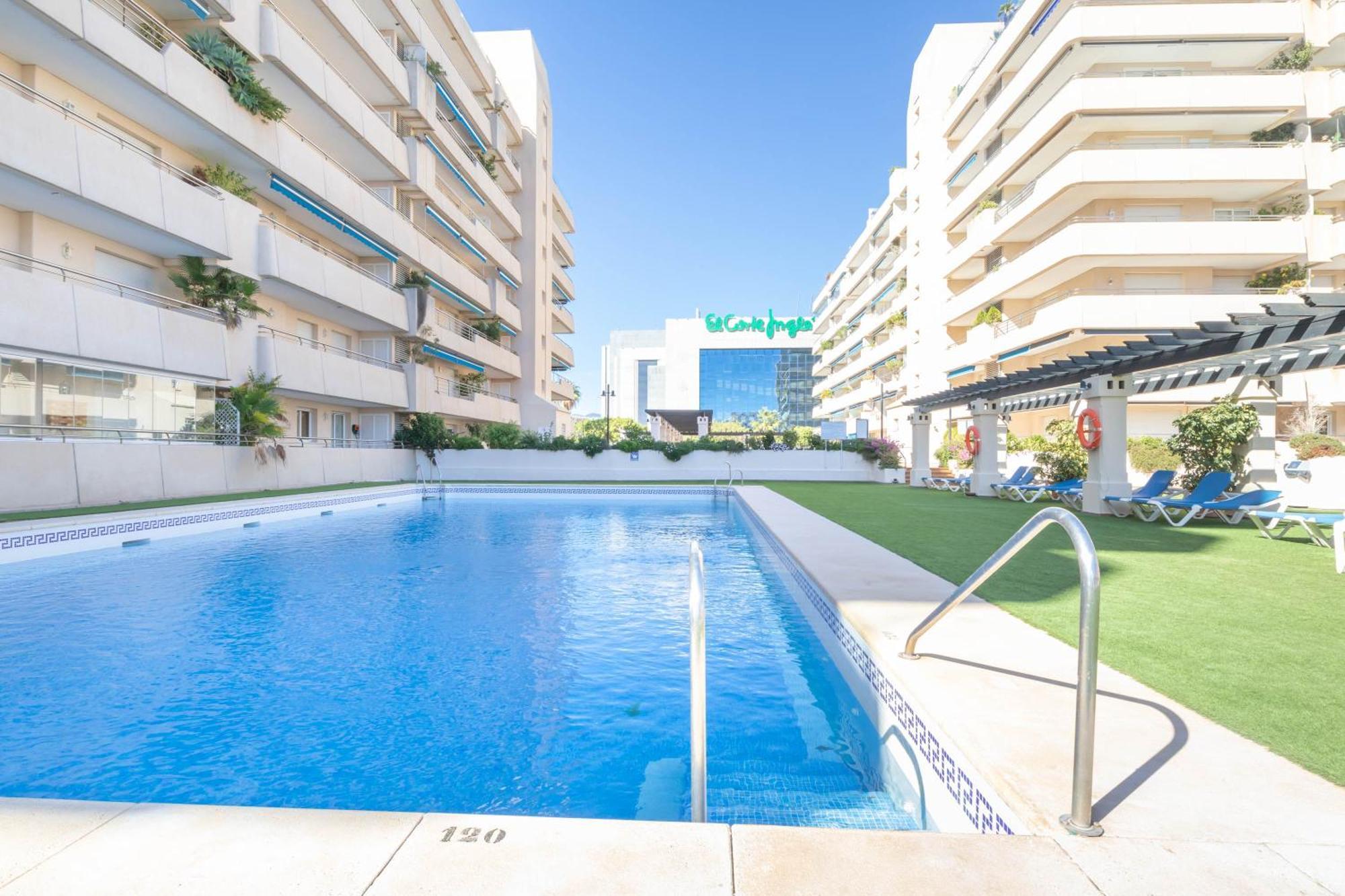 Apartamento Marina Banus L マルベーリャ エクステリア 写真